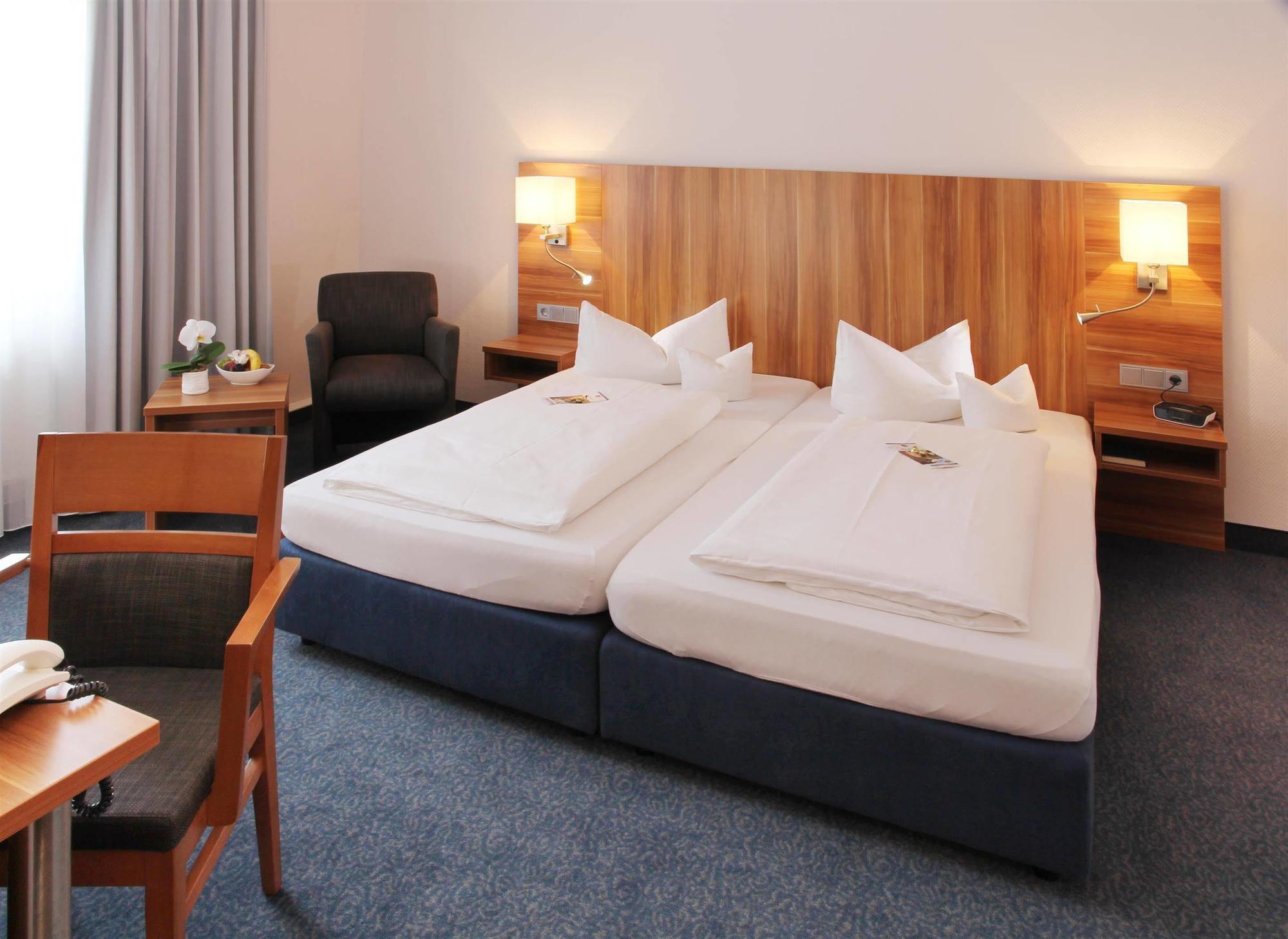 Best Western Blankenburg Hotel Coburg Ruang foto